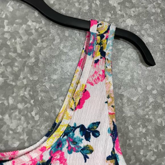 Torrid Women's Plus Size Knit Smocked Double Scoop Neck Tank Top - Size 2 (2X) - Picture 3 of 7